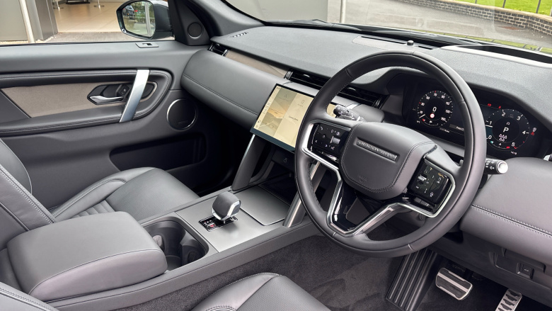 Land Rover Discovery Sport 2.0 D200 Metropolitan 5dr Auto [7 Seat] Diesel Station Wagon